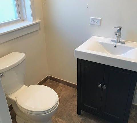 2nd image of 5847 N Campbell Ave #1