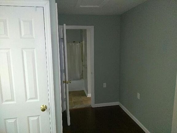 2nd image of 207 Collingwood Ave
