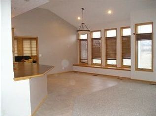 17301 N Ridge Ln, Davey, NE 68336