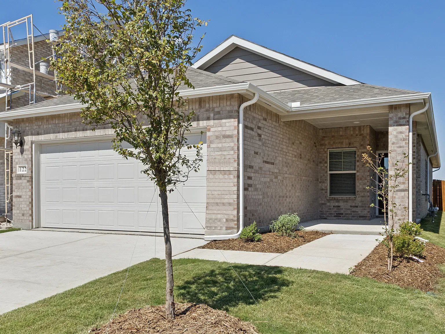3 bed, 1498 sqft, $1,995 — Photo 2