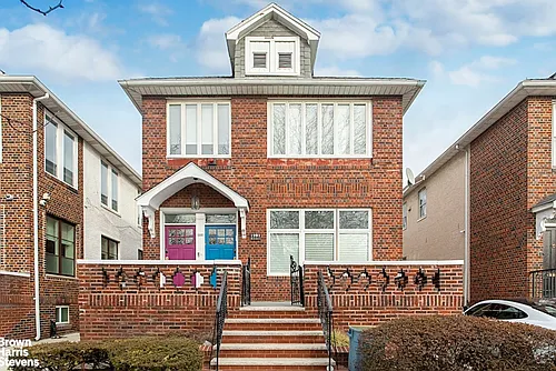 1991 Ocean Pkwy Photo 1