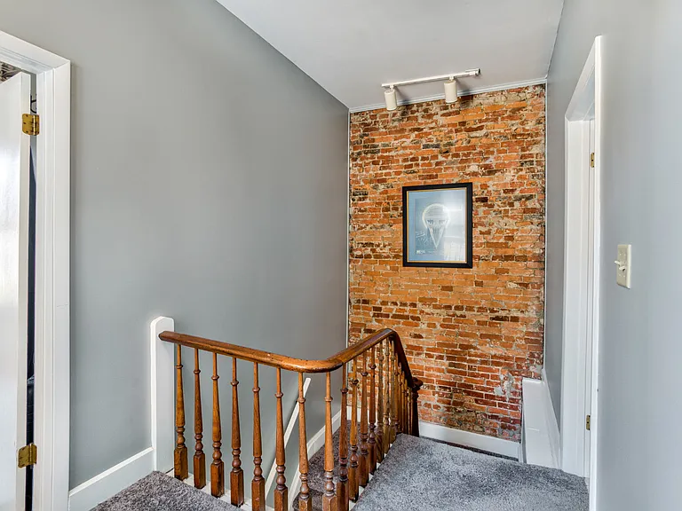 933 English Ave — Photo 18