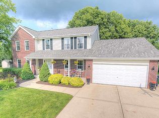 9481 River View Trl, Roscoe, IL 61073