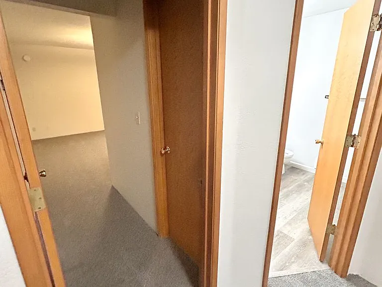 5626-5628 Glenridge Way #5630 — Photo 23
