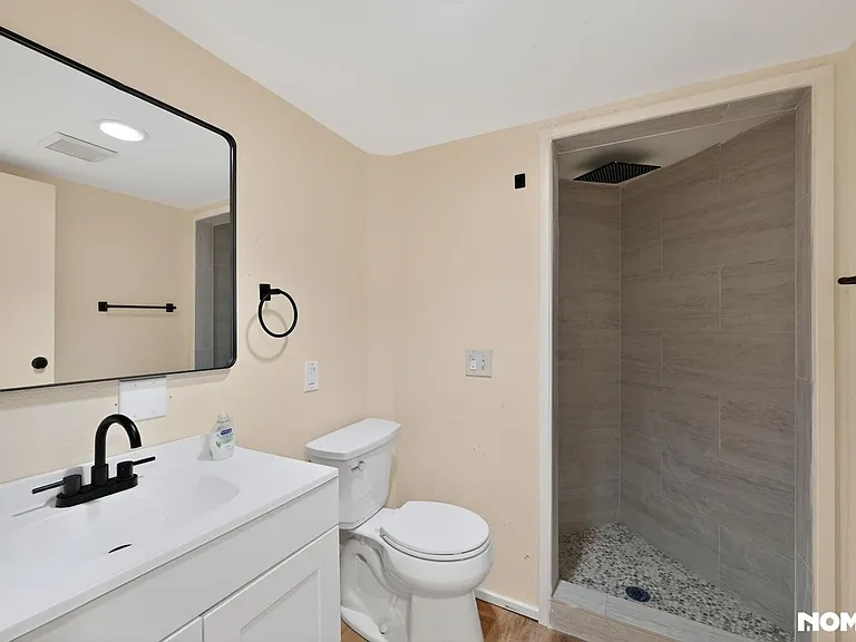 337 Apollo Dr #B — Photo 24