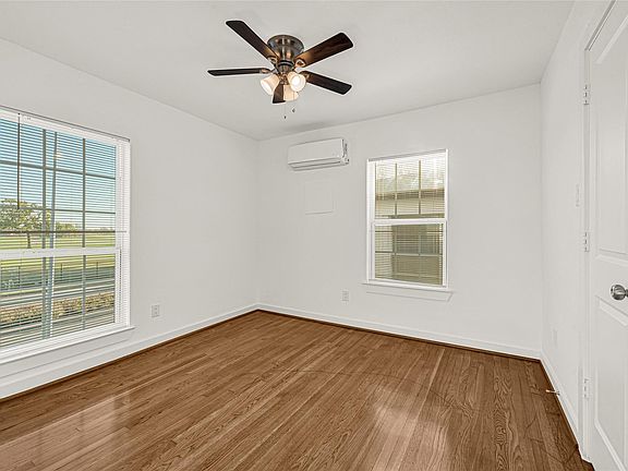 3rd image of 6620 Lawndale St APT 3