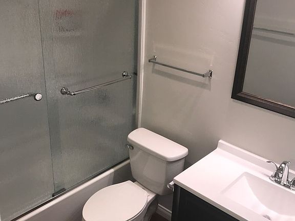 4th image of 4550 Vandever Ave APT 4