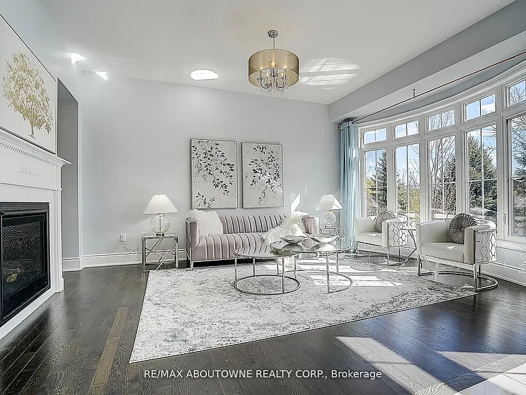 16 Gracedale Dr — Photo 11