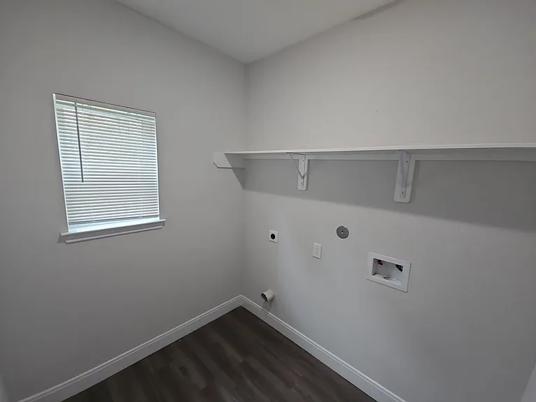 8235 Locksley Rd #A — Photo 25