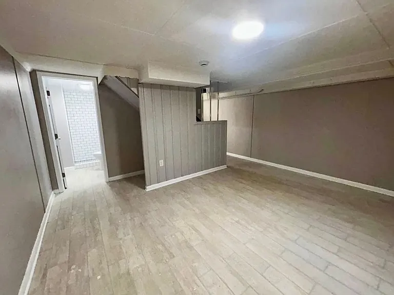 153 Bennett Rd — Photo 8