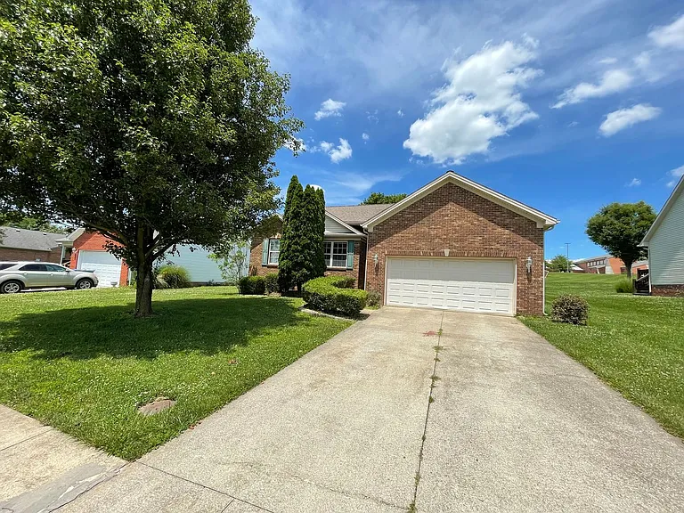 92 N Country Dr — Photo 21