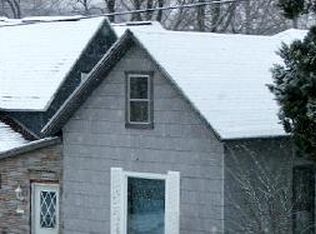 607 Davis St, Manistee, MI 49660