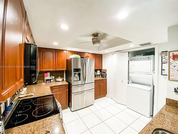5th image of 9040 SW 125th Ave #D203