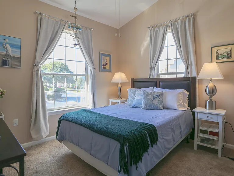 1401 Carnoustie Ct — Photo 35