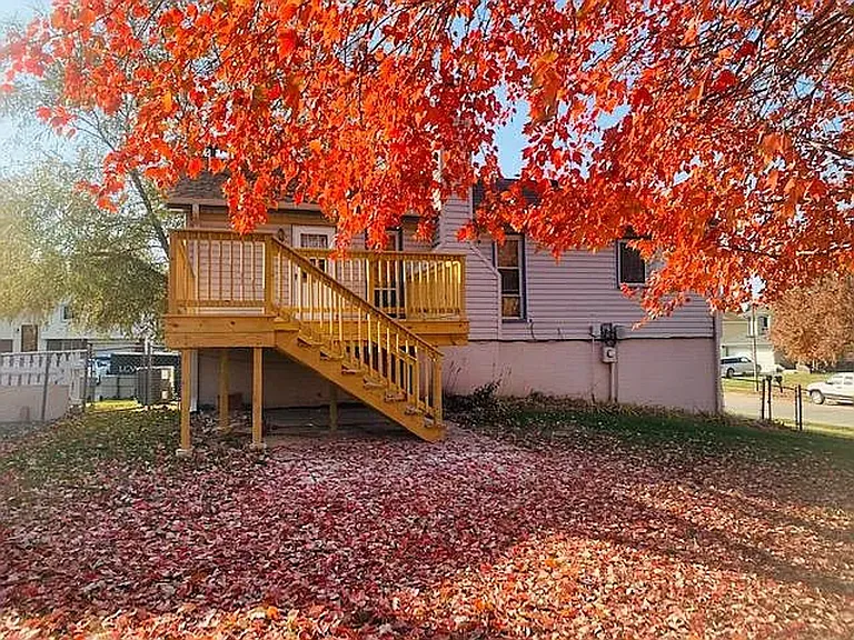13530 Josephine St — Photo 2