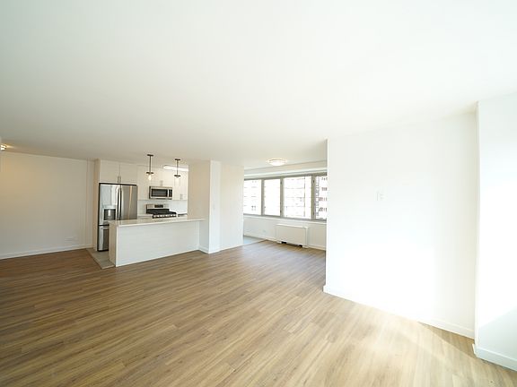 5th image of 444 E 82nd St APT 9B