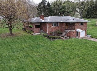 6101 Orchard Ln, Butler, PA 16002