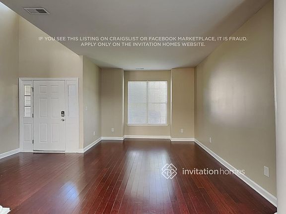 4th image of 577 Rolling Meadows Dr