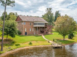 150 Pawnee Dr, Anniston, AL 36206