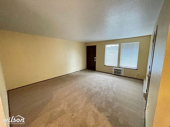 3rd image of 501 N 6th St APT 6