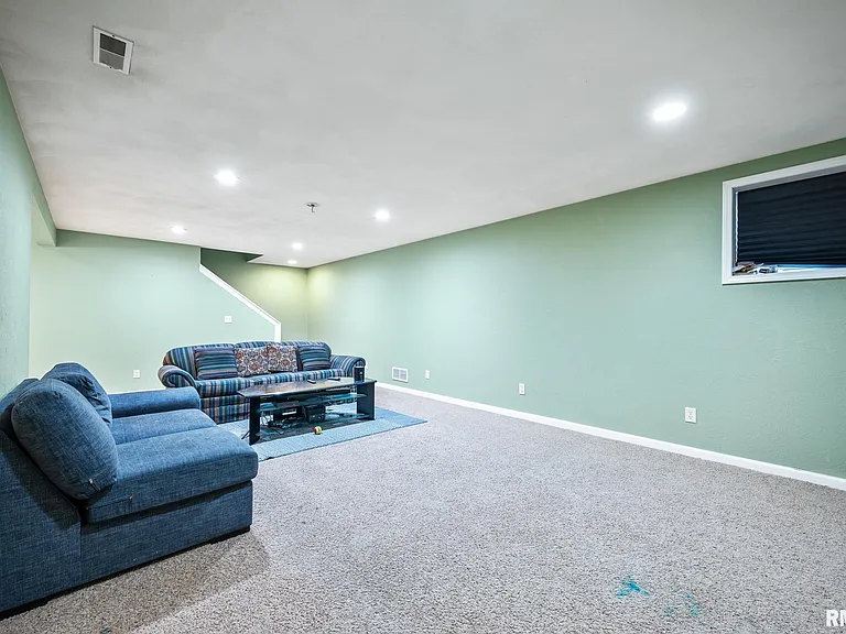 2321 W Kenfield Ct — Photo 24