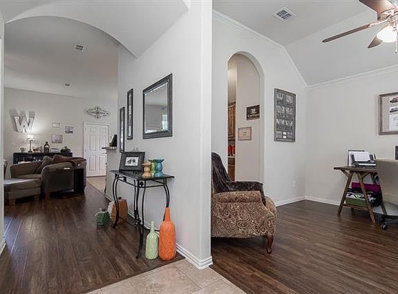 5th image of 400 Da Vinci Ln