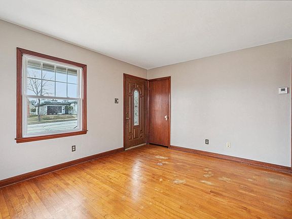 3rd image of 3622 South 16th STREET