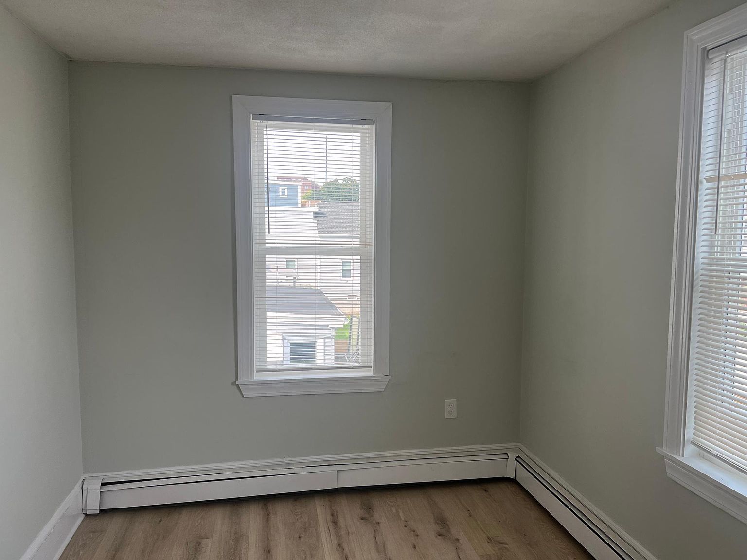 62 Greenwich St #2R, Dorchester, MA 02122 | Zillow