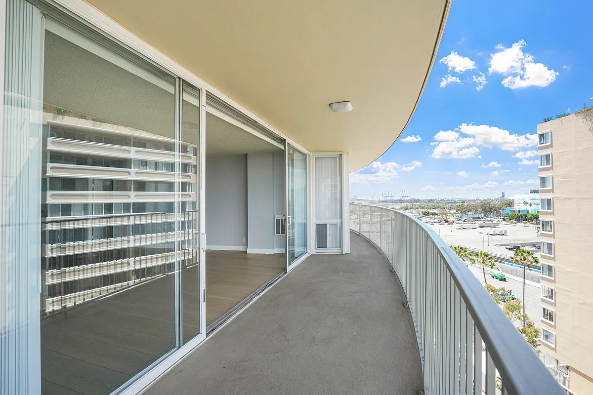 Building Photo - 700 E Ocean Blvd #1201