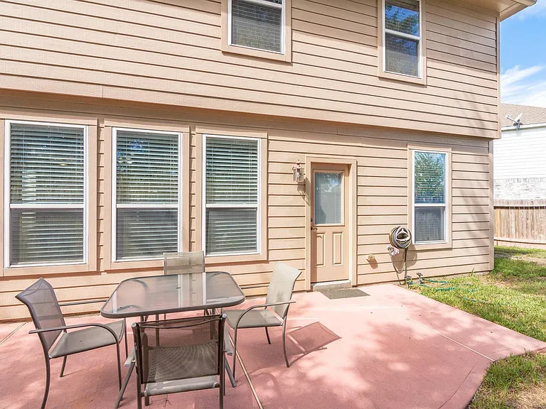 22626 Goss Spring Ct — Photo 33
