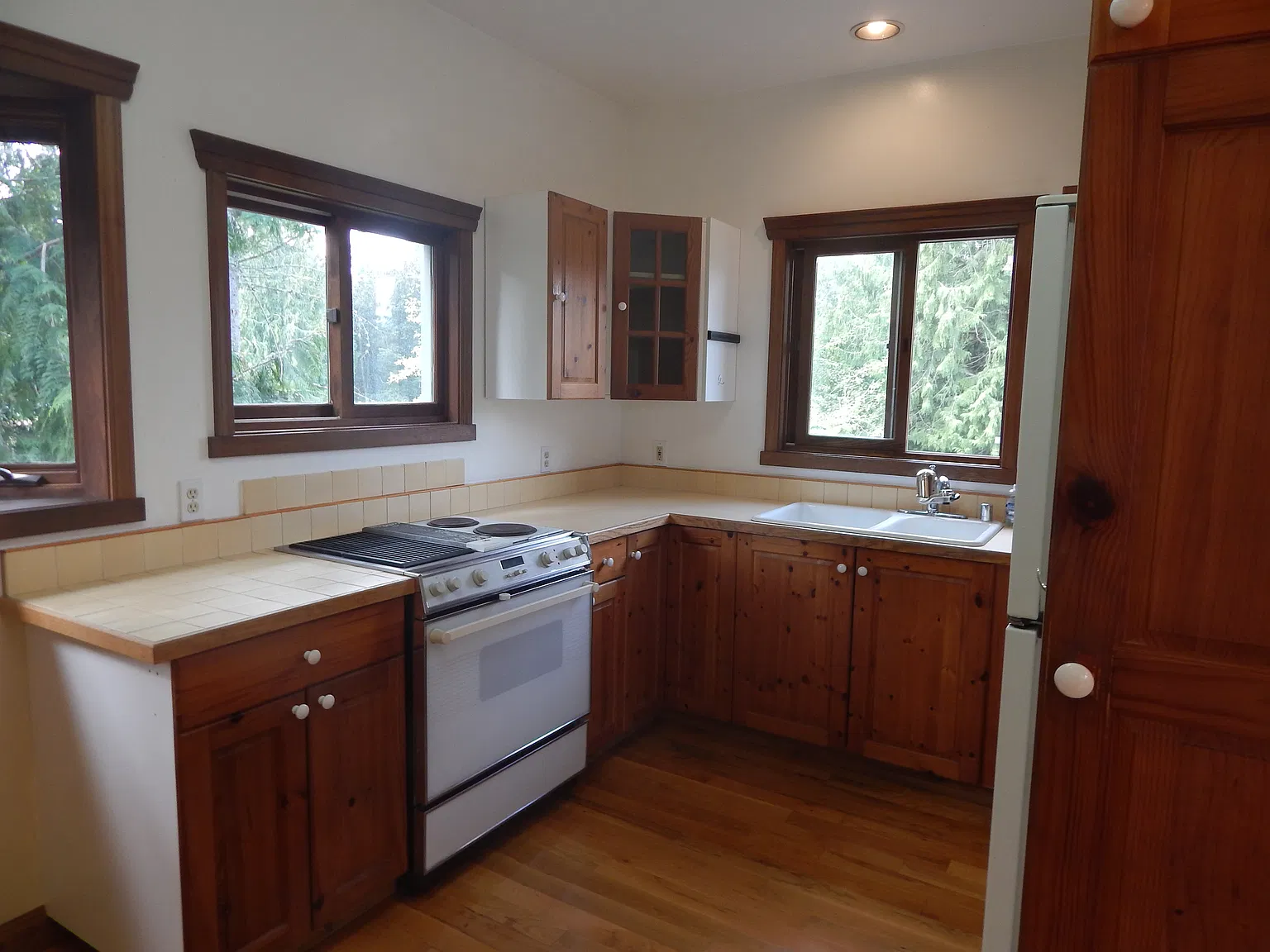 Newellhurst Cir NE, Kingston — Photo 1