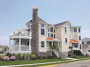 2nd image of 321 75th St