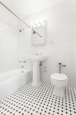 Rented by Olnick Organization | media 4