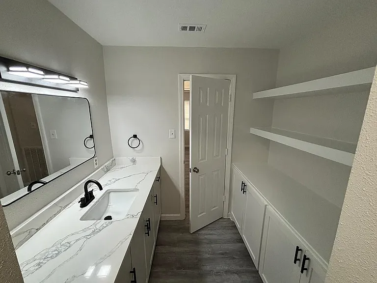 510 Alliance St — Photo 15