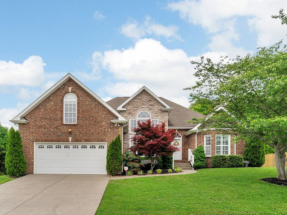 1st image of 218 Landons Cir
