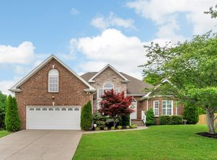218 Landons Cir, White House, TN 37188