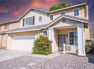 323 Camden Ct, Corona, CA 92879