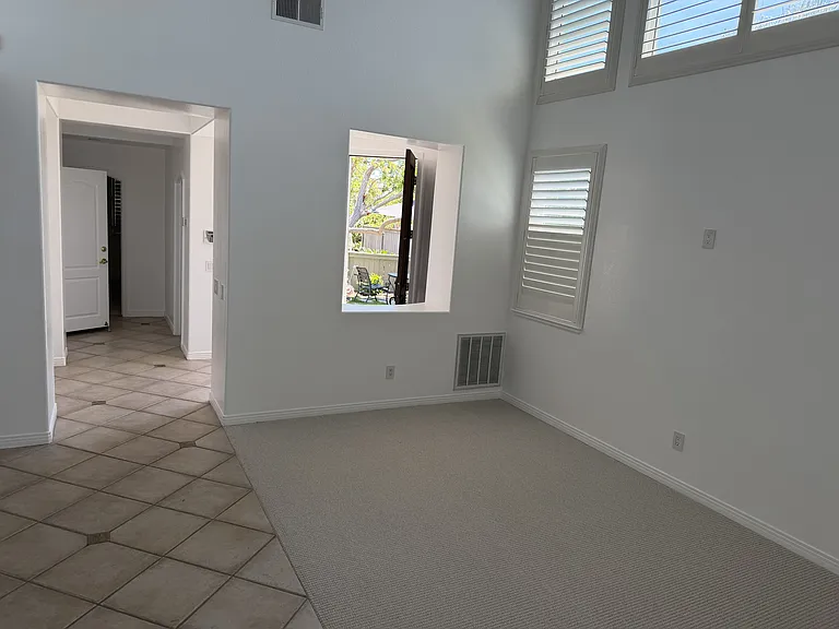 6113 Paseo Tesoro — Photo 9