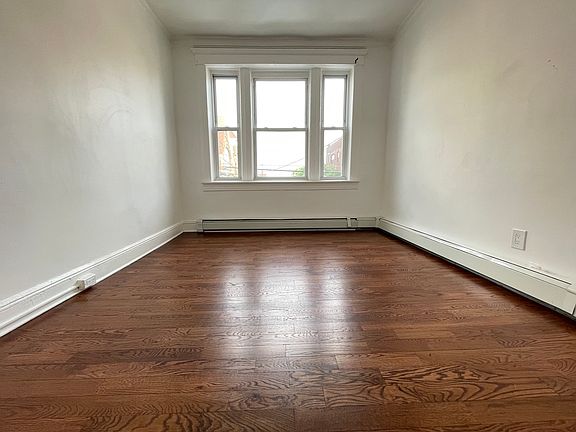 2nd image of 384 Bergen Ave #27E