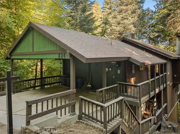 824 Oakmont Ln, Lake Arrowhead, CA 92352