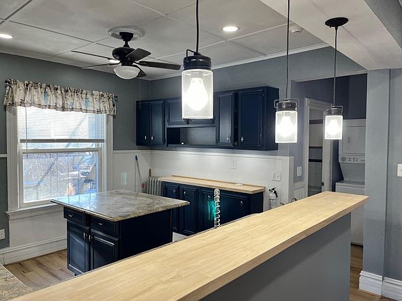 2nd image of 120 Columbia Ave Floor 2