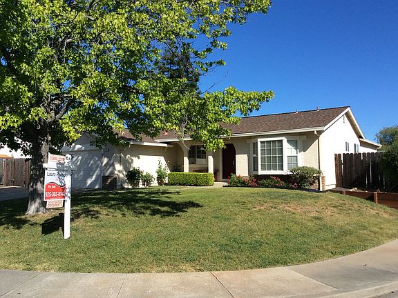 2nd image of 2312 Hilliard Cir
