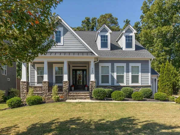 320 Victory Falls Dr, Apex, NC 27539