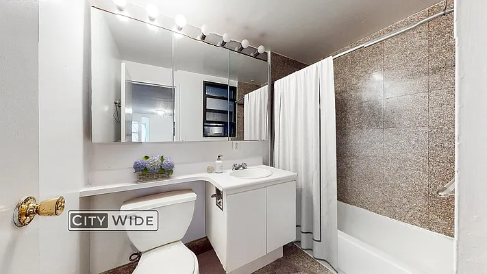 Rented by City Wide Apartments | media 15