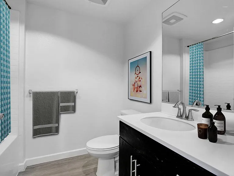 Citron Apartments — Photo 9