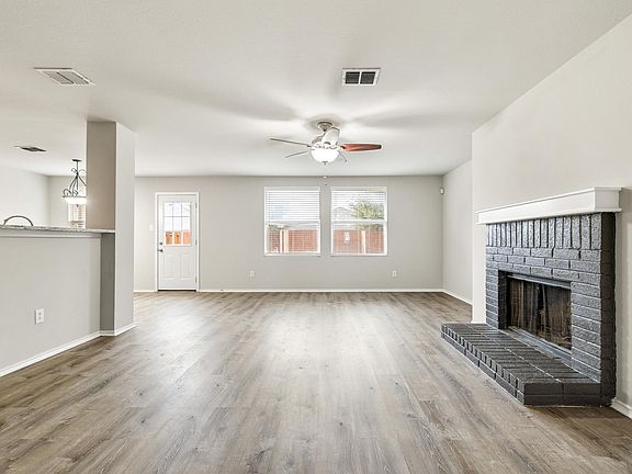 4th image of 10675 Rankin Dr