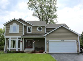 3515 W Fairway Dr, McHenry, IL 60050