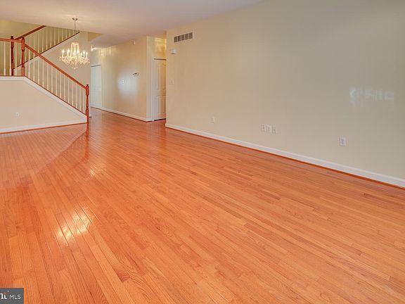3rd image of 616 Beaver Falls Pl