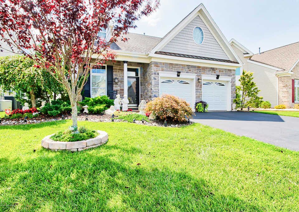 1st image of 50 Jumping Brook Dr