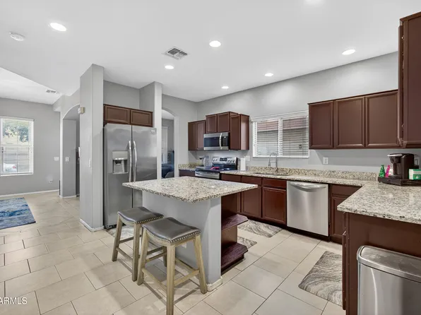 1891 S VOYAGER Drive, Gilbert, AZ 85295